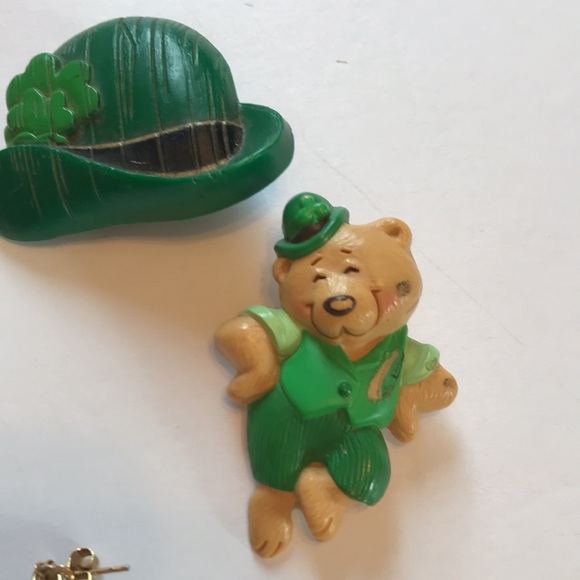 St Patrick’s Day Collection Green Shamrocks Irish Luck - Picture 2 of 5